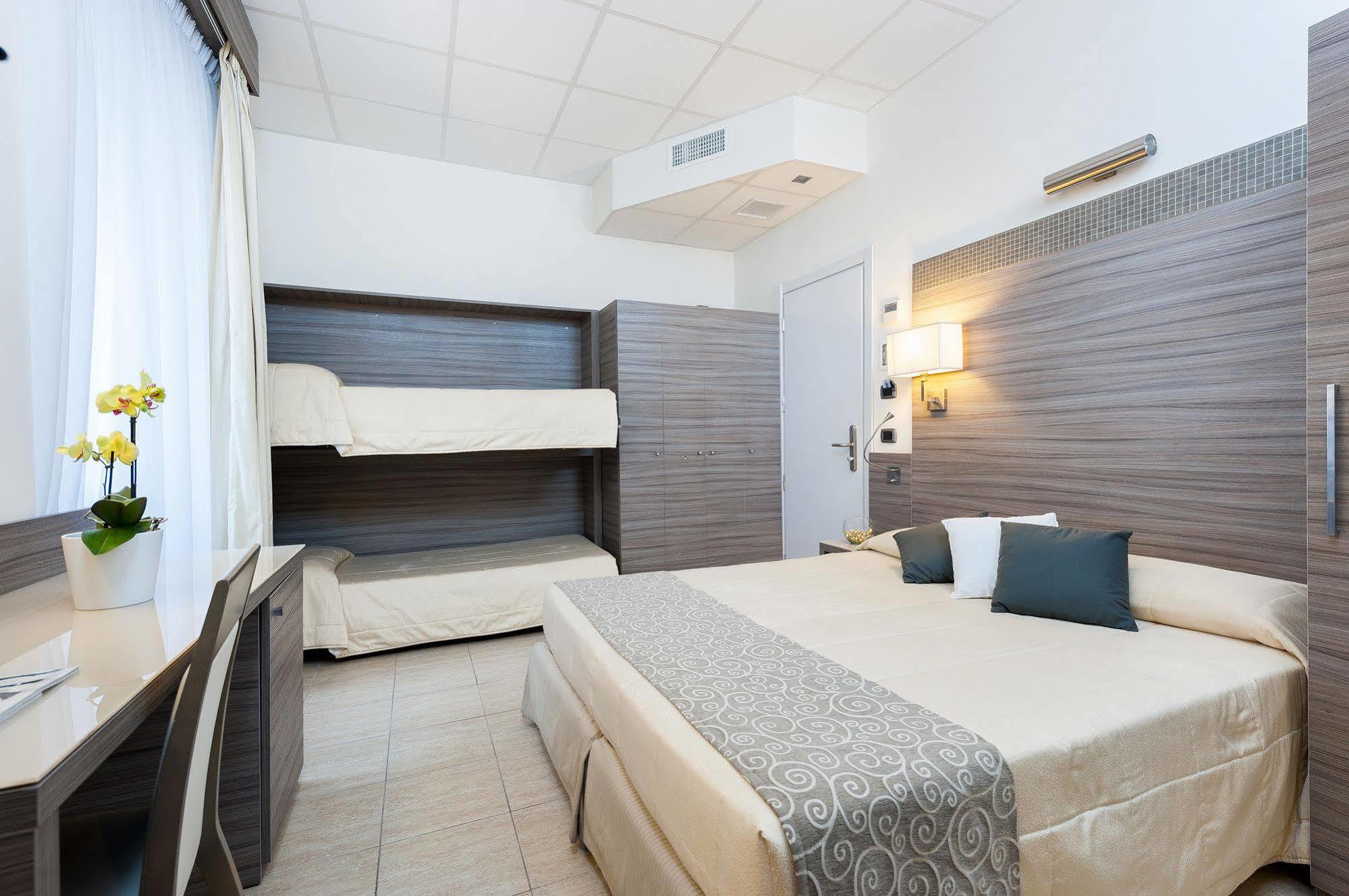 Morrisson Exclusive Rooms Рим Экстерьер фото